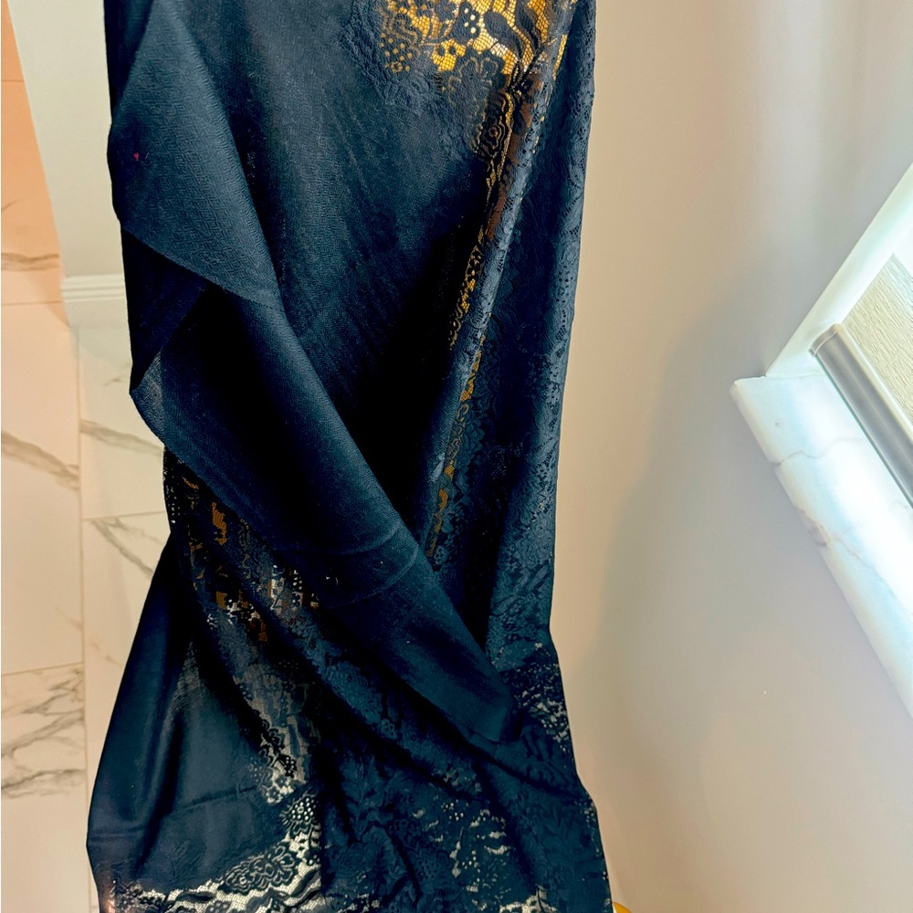 Black wool and Silk Scarf with scalloped Lace